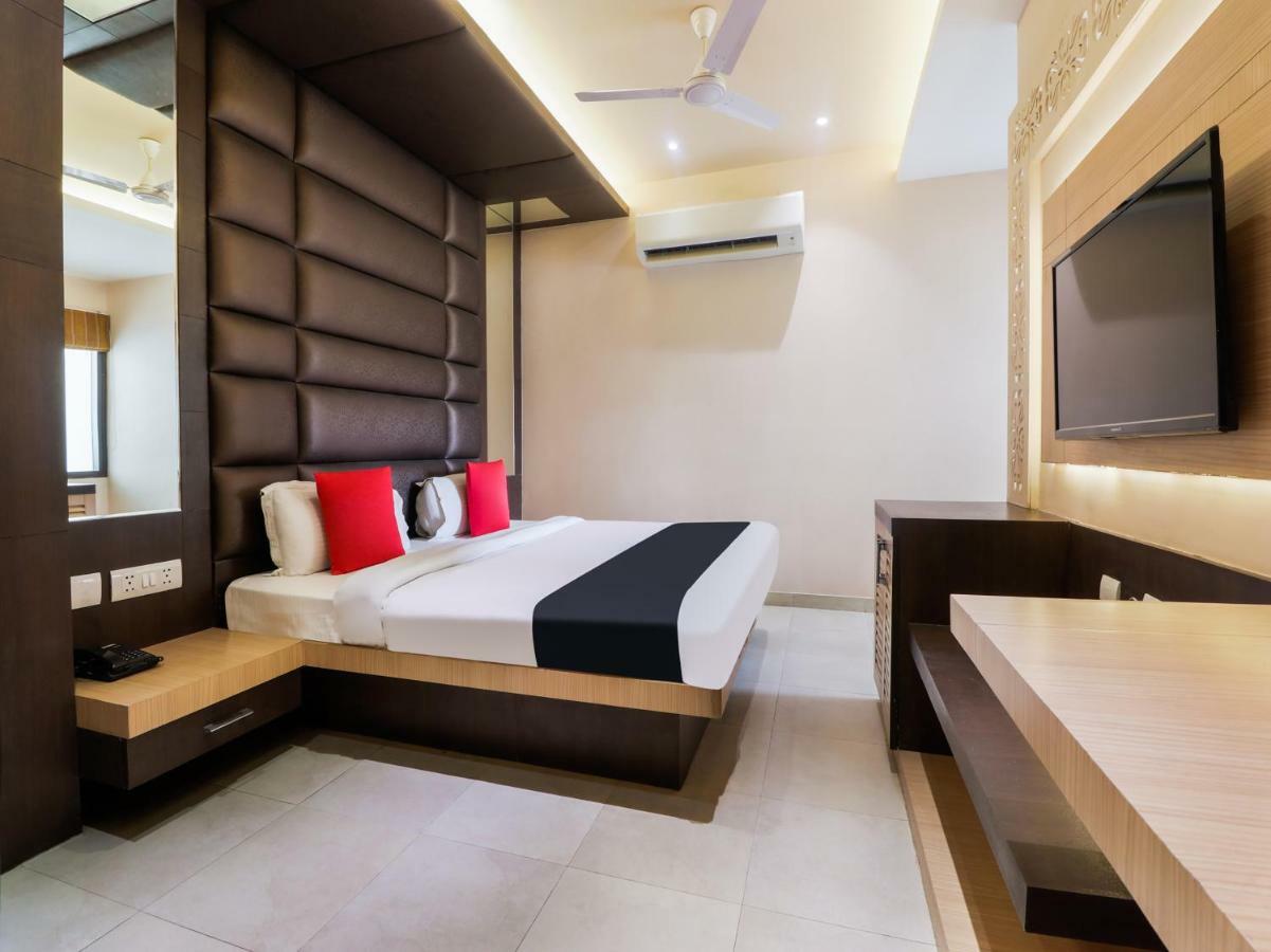 Capital O 46218 Royal Cottage Suite Kanpur Exterior photo